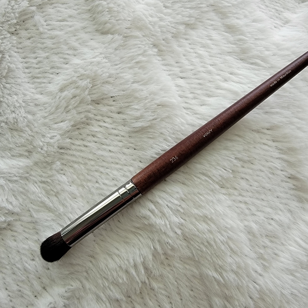 Make up for ever 236 Precision blender Brush Large